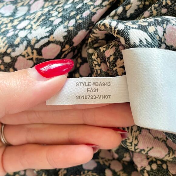 J. Crew - Long Sleeve Shirtdress in Fall Garden Floral - Picture 9 of 10